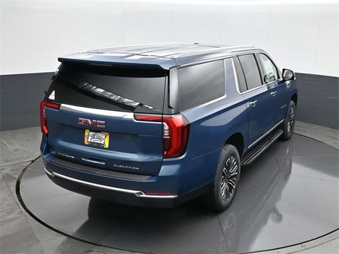 New 2026 GMC Yukon XL Elevation image 18