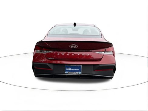 Certified 2025 Hyundai Elantra Sport image 4