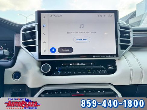 Used 2023 Toyota Sequoia Capstone AWD/4WD image 5