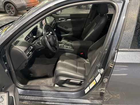 Used 2023 Honda Civic Sport image 17