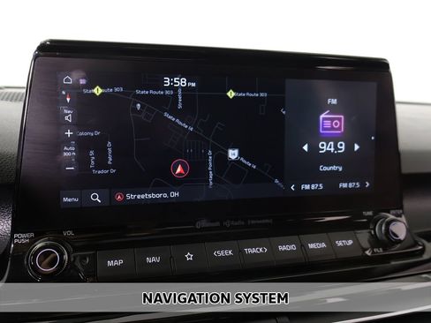 Used 2022 Kia Seltos EX AWD/4WD image 3