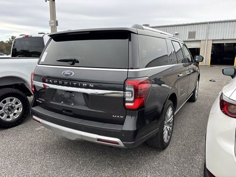 Used 2024 Ford Expedition Max Limited image 3