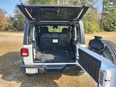 New 2026 Jeep Wrangler Sport S image 15