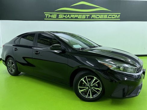Used 2024 Kia Forte LXS FWD image 1