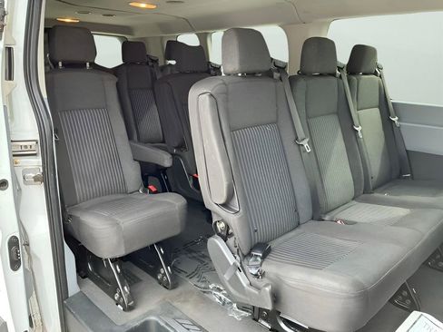 Used 2018 Ford Transit 350 XLT image 18