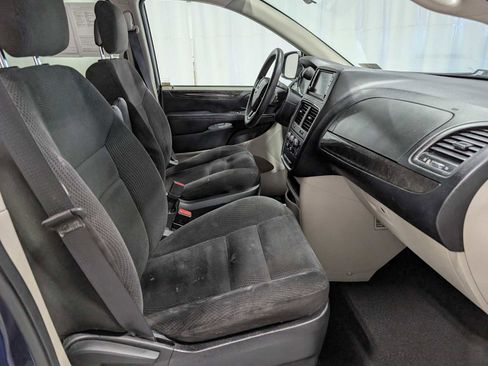 Used 2017 Dodge Grand Caravan SE w/ Power Window Group image 35