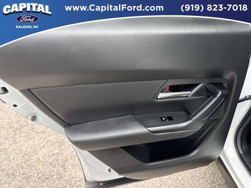 Used 2025 MAZDA CX-50 AWD 2.5 S w/ Weather Package image 17