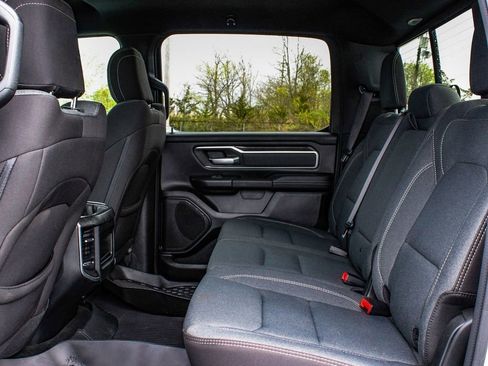 Used 2023 RAM 1500 Big Horn image 32