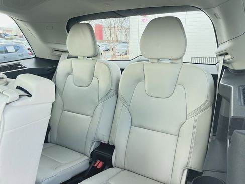 Certified 2023 Volvo XC90 T8 Ultimate w/ Protection Package Premier image 25