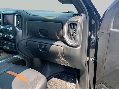 Used 2023 GMC Sierra 2500 AT4 w/ AT4 Premium Plus Package AWD/4WD image 19