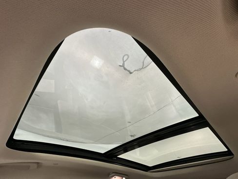 Used 2019 Lincoln Nautilus Reserve image 22