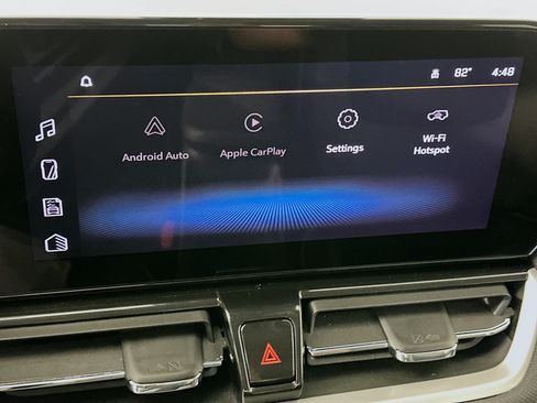 Used 2025 Chevrolet TrailBlazer LT AWD/4WD image 19