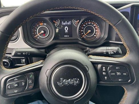 Used 2024 Jeep Wrangler Unlimited Sport AWD/4WD image 21