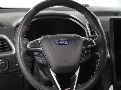 Used 2023 Ford Edge ST w/ Equipment Group 401A AWD/4WD image 6