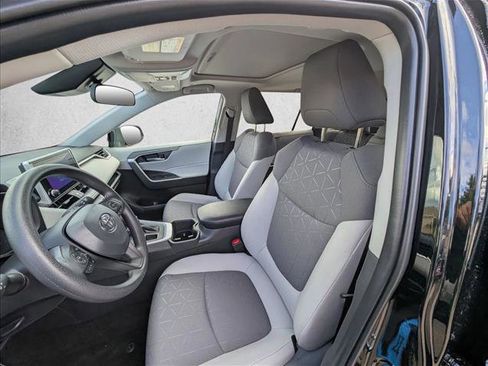 New 2025 Toyota RAV4 XLE image 13