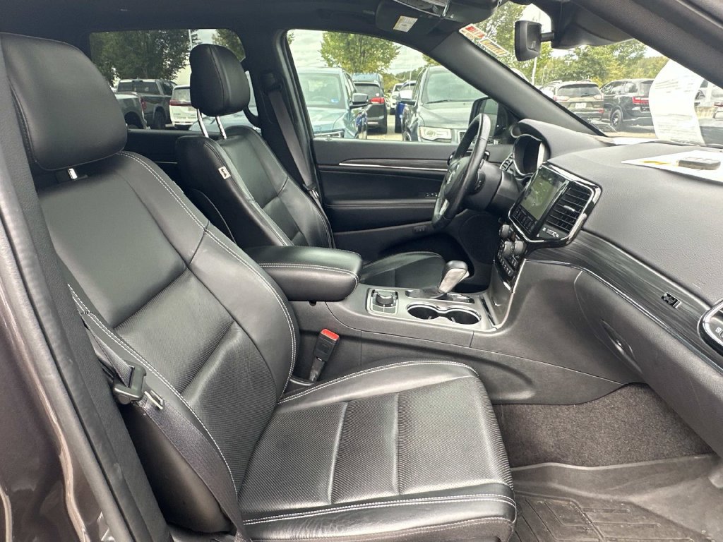 Used 2021 Jeep Grand Cherokee Limited w/ Quick Order Package 28K 80th AWD/4WD image 13