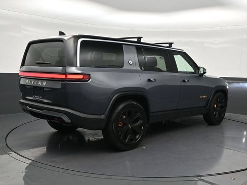 Used 2022 Rivian R1S Launch Edition Quad AWD/4WD image 5