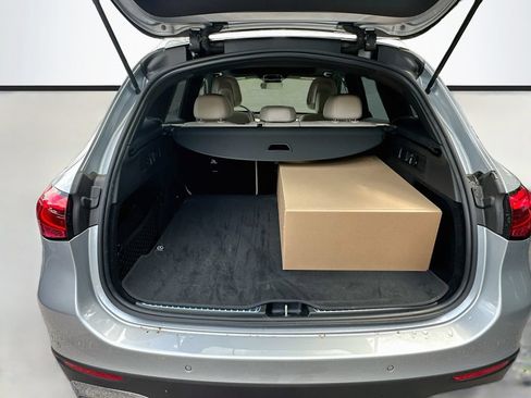 Used 2026 Mercedes-Benz GLC 300 4MATIC image 28