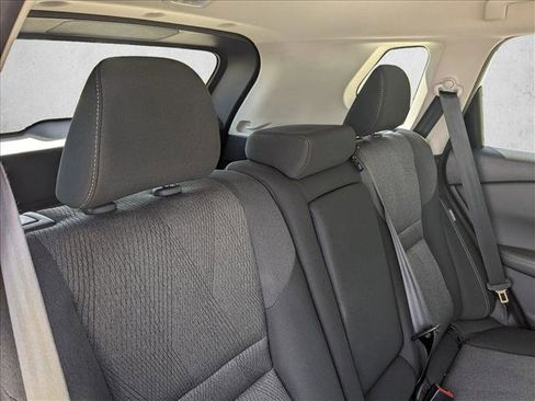 Used 2025 Nissan Rogue SV image 18