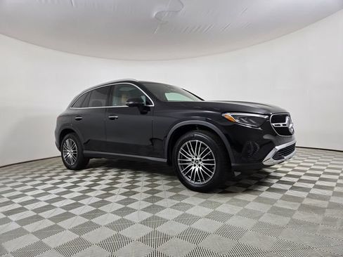Used 2026 Mercedes-Benz GLC 300 4MATIC image 1