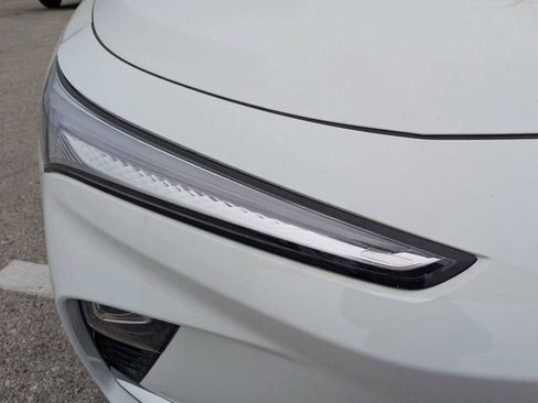 New 2026 Buick Envista Sport Touring FWD image 9