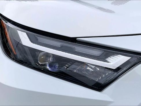 Used 2023 Toyota RAV4 XLE w/ Convenience Package AWD/4WD image 28