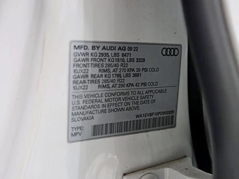 Used 2023 Audi Q8 Premium Plus w/ Premium Plus Package AWD/4WD image 44