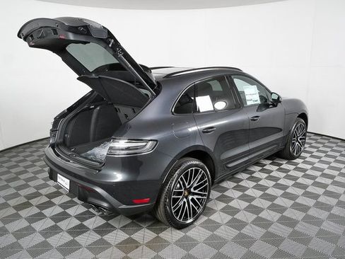 Used 2026 Porsche Macan AWD/4WD image 29