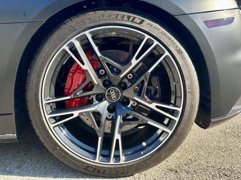 Used 2021 Audi R8 V10 performance image 17