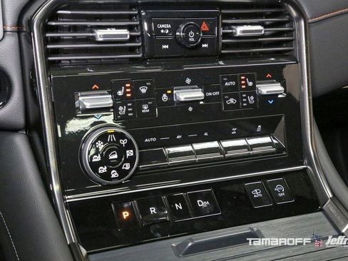 New 2025 Nissan Armada PRO-4X w/ Pro-4X Premium Package image 10