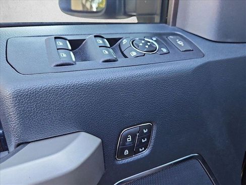 Certified 2022 Ford F250 Lariat w/ Tremor Off-Road Package AWD/4WD image 22
