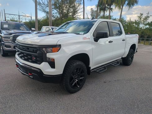 Used 2024 Chevrolet Silverado 1500 Custom Trail Boss image 9