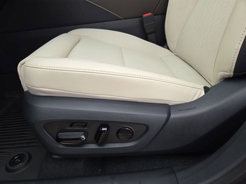 New 2026 Lexus RX 350 AWD image 17