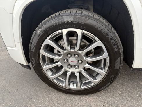 Used 2023 GMC Acadia Denali AWD/4WD image 26