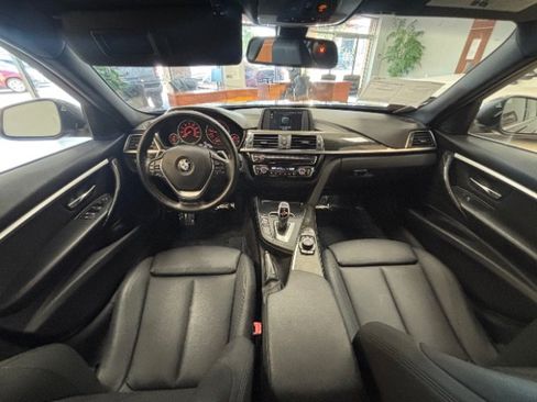 Used 2018 BMW 330i Sedan RWD image 9