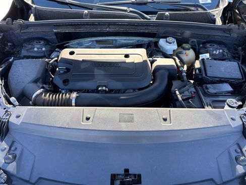 Used 2022 Buick Envision Essence w/ Technology Package I image 23