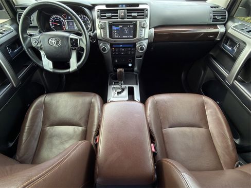 Used 2018 Toyota 4Runner Limited image 11