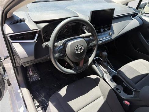 Used 2024 Toyota Corolla LE FWD image 13