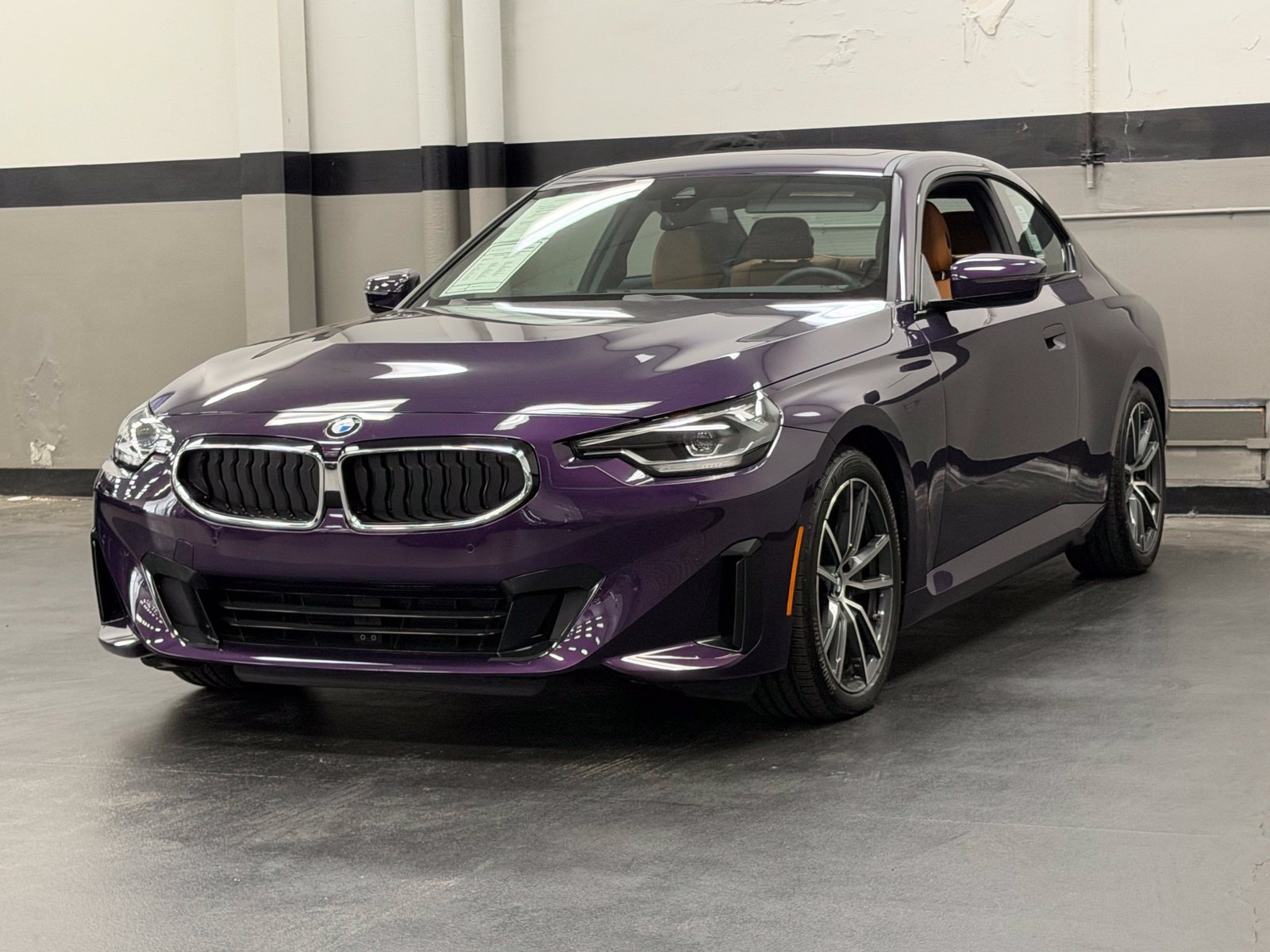 Used 2024 BMW 230i Coupe w/ Convenience Package RWD image 5