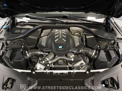 Used 2022 BMW M850i xDrive Convertible image 33