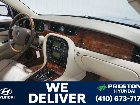 Used 2005 Jaguar XJ Vanden Plas image 14