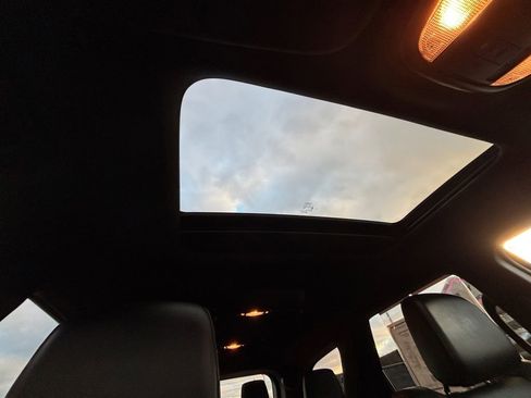 Used 2025 Dodge Durango GT image 28