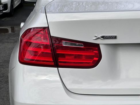 Used 2013 BMW 335i xDrive Sedan image 22