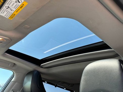 Used 2022 Toyota Highlander XLE image 8