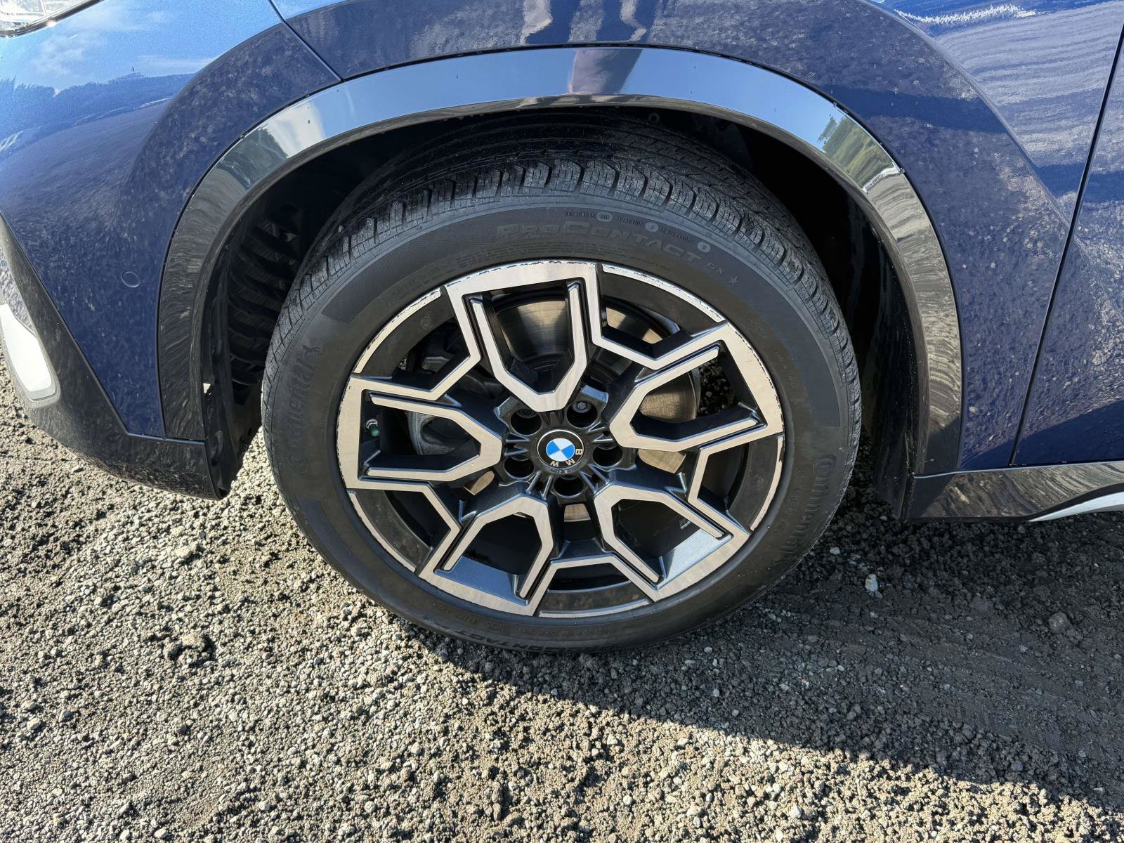 Used 2025 BMW X1 xDrive28i w/ Convenience Package AWD/4WD image 7