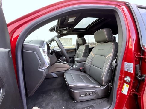 New 2026 GMC Canyon Denali AWD/4WD image 10