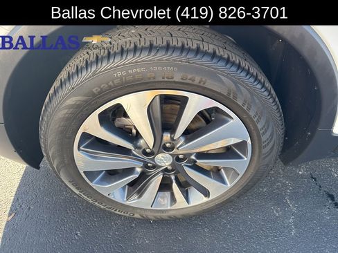 Certified 2022 Buick Encore Preferred w/ Safety Package image 29