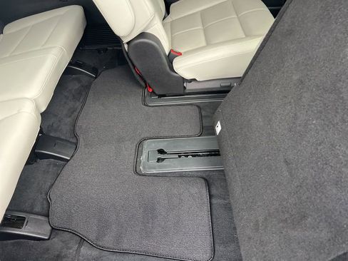 Used 2021 Kia Telluride EX w/ EX Premium Package image 33