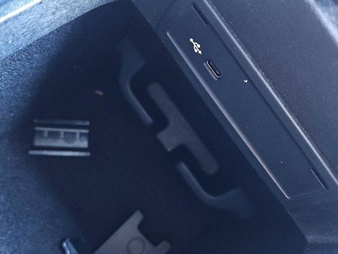 Used 2020 Mercedes-Benz GLS 450 4MATIC image 24