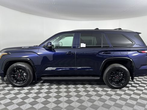 New 2026 Toyota Sequoia Platinum image 7